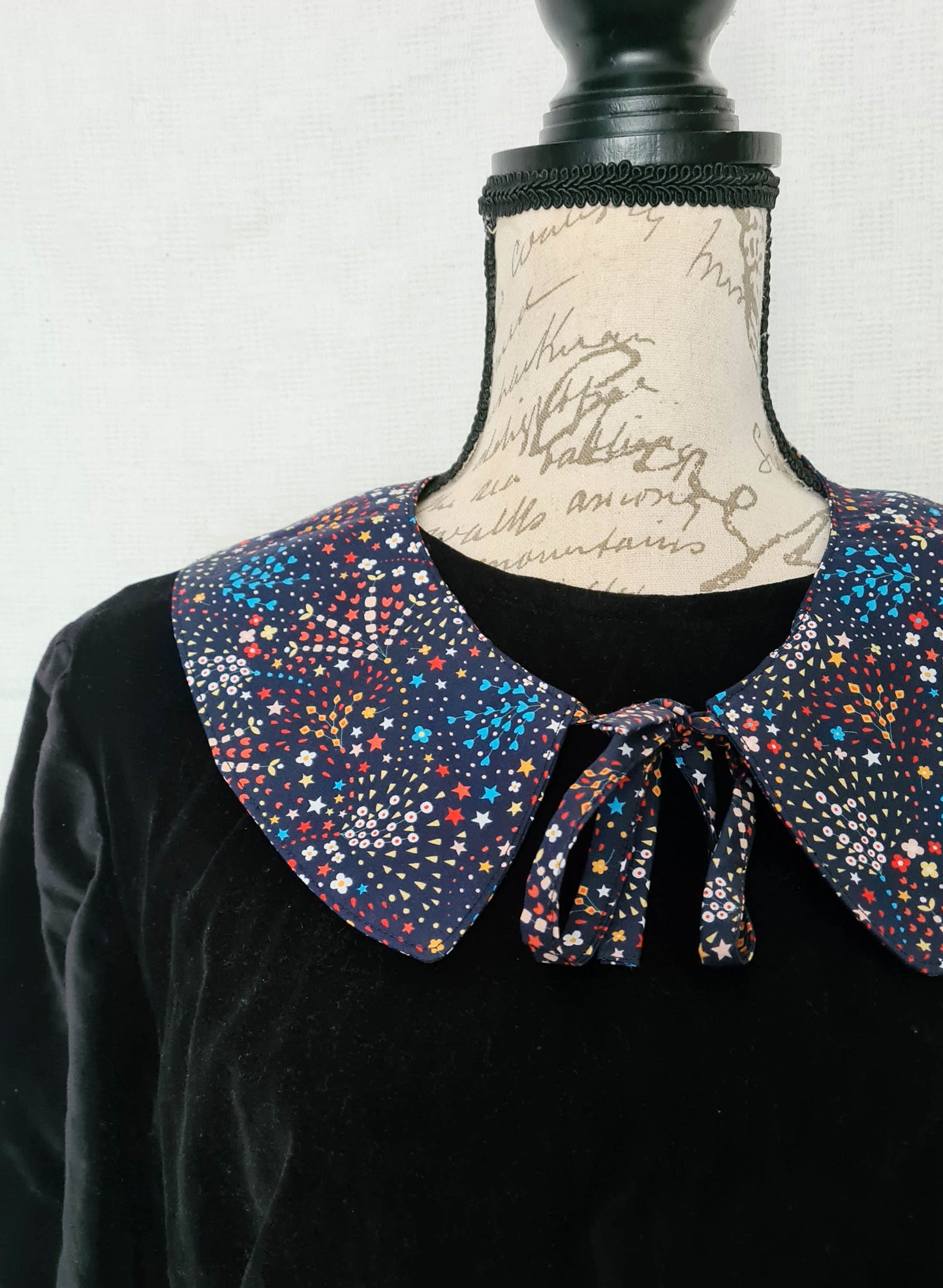 The Collar - Festive Party