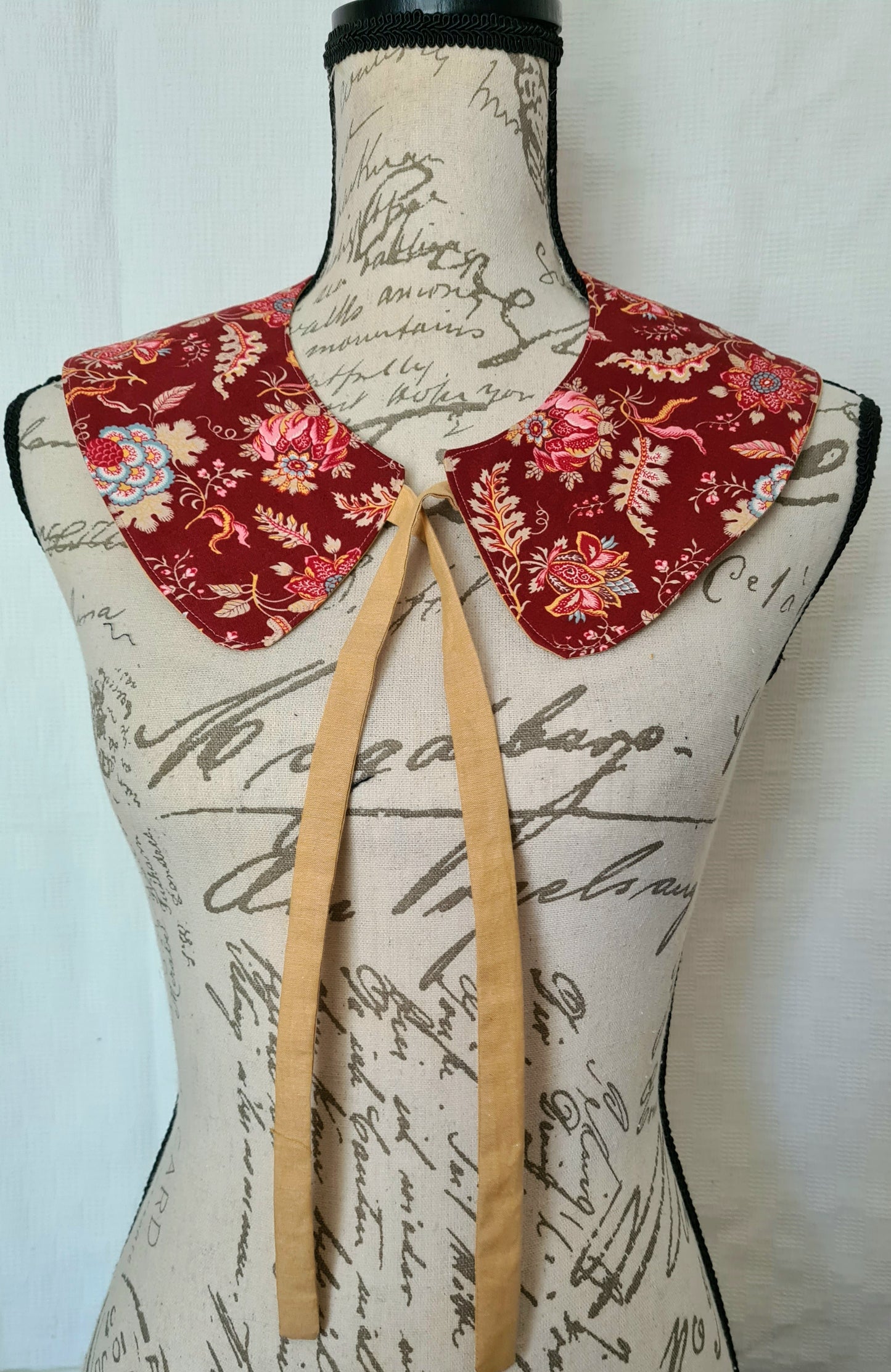 The Collar: Oriental Flower - Limited Edition Fabric Waste Busting One Off Piece!
